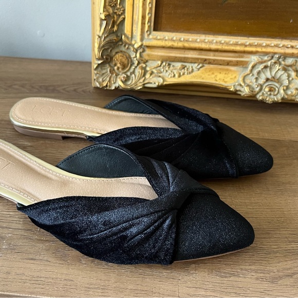 LOFT Black Velvet Women's Mules - Picture 8 of 10